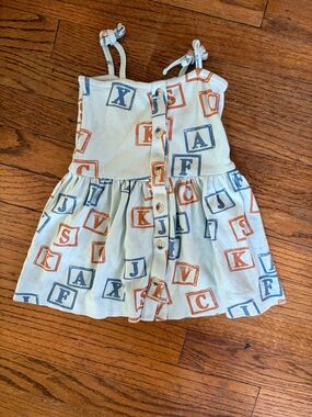 18-24 months Kate Quinn cotton alphabet block print spaghetti strap button dress